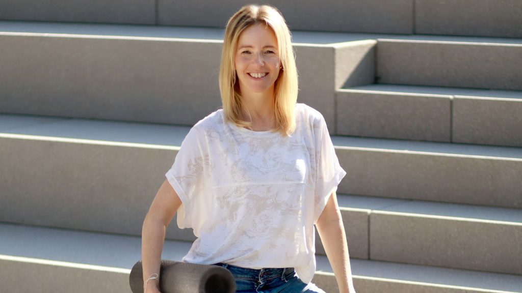 Andrea Lüdtke mit Faszienrolle
